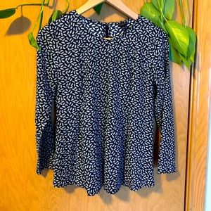 Ann Taylor Blue patterned blouse